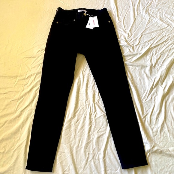 Good American Denim - NWT! Good American Good Legs Crop Black Denim Jeans 4 27!